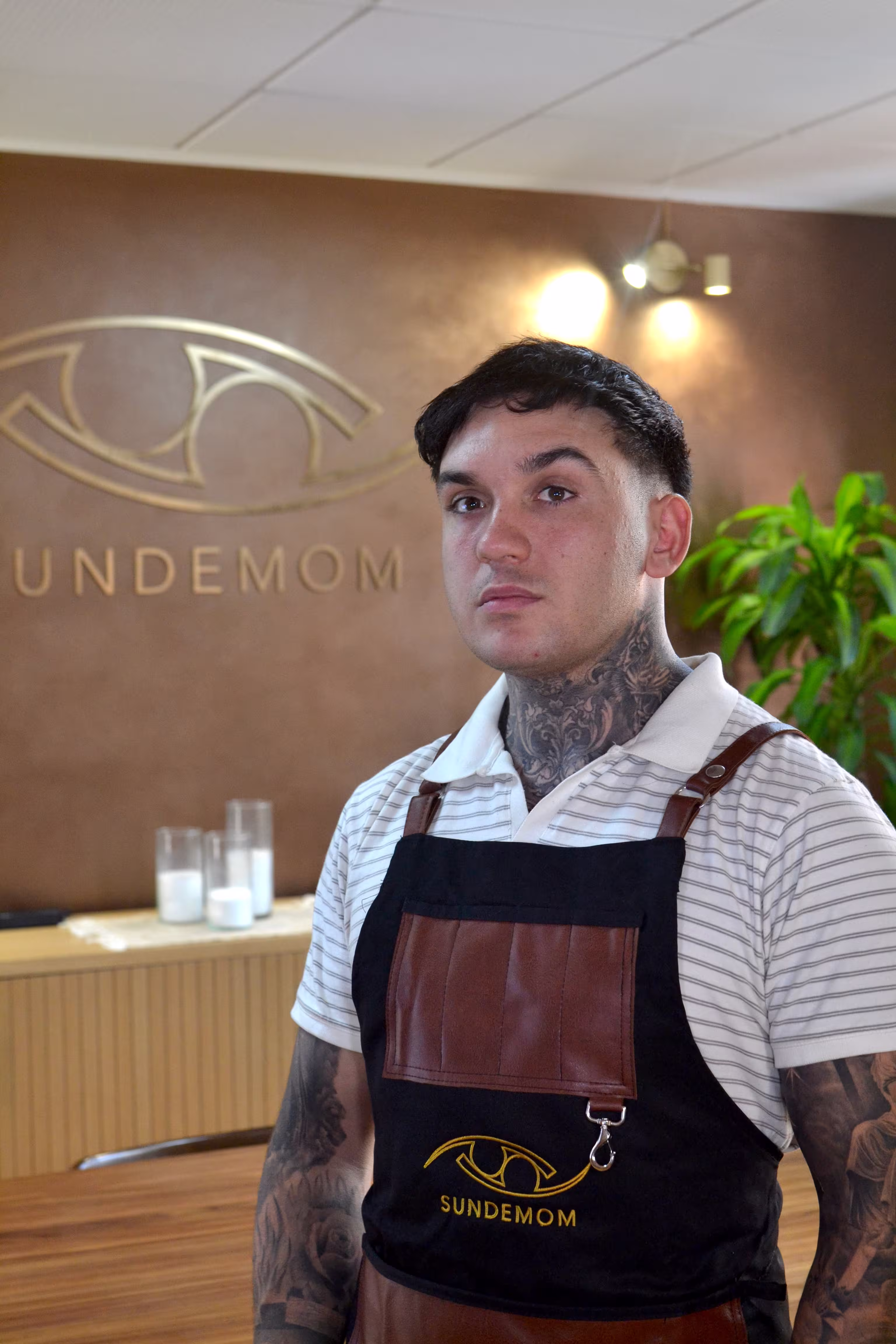 David, artista de Sundemon Tattoo Studio