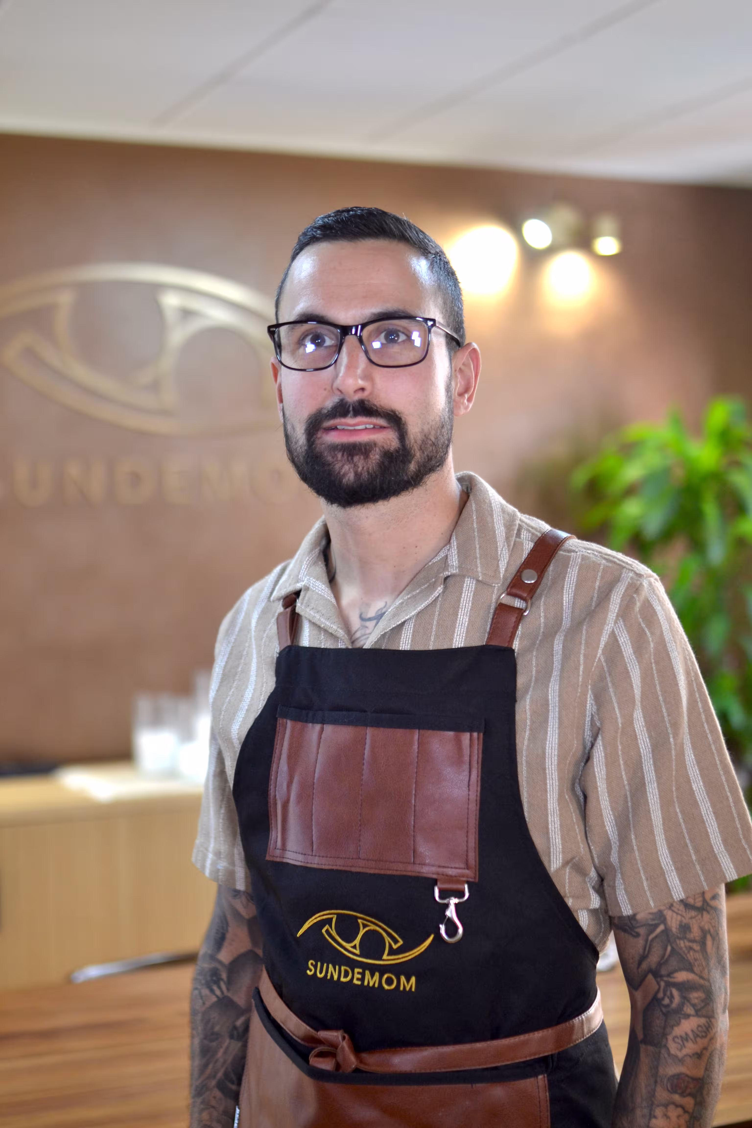 Enrique, artista de Sundemon Tattoo Studio